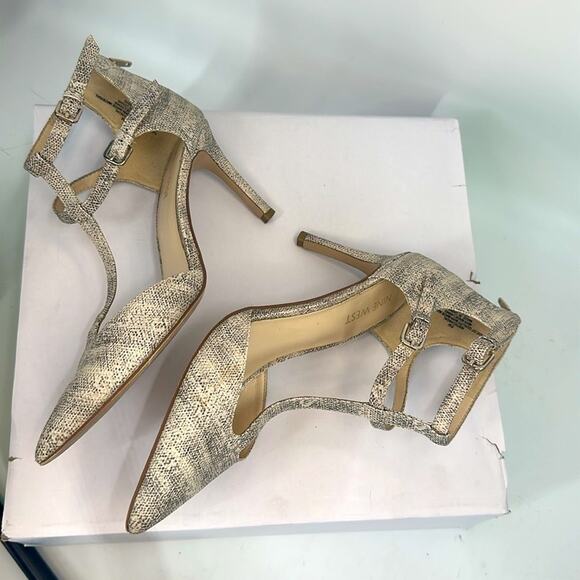 Nine West Cream Heels with Pointed Toe and Ankle Strap T Strap Snake Print 8 - Picture 7 of 13